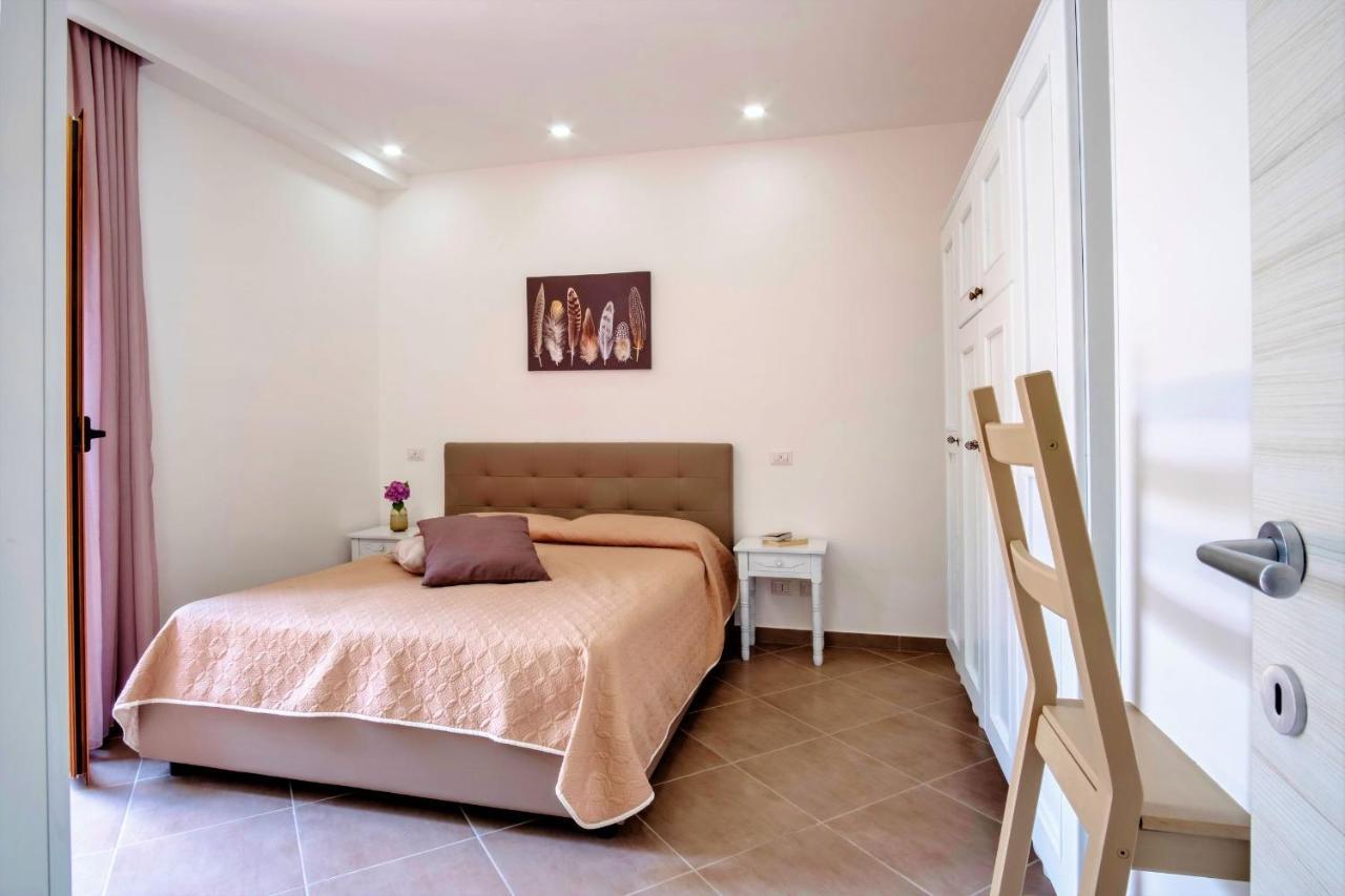 Villa Marika - Private Heated Pool ماسّا لوبْرينسِ المظهر الخارجي الصورة
