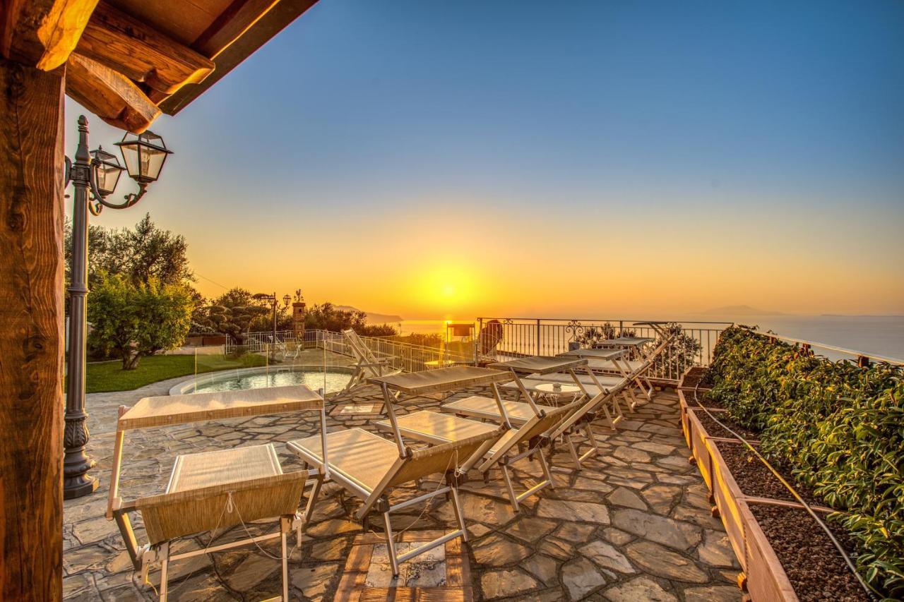 Villa Marika - Private Heated Pool ماسّا لوبْرينسِ المظهر الخارجي الصورة